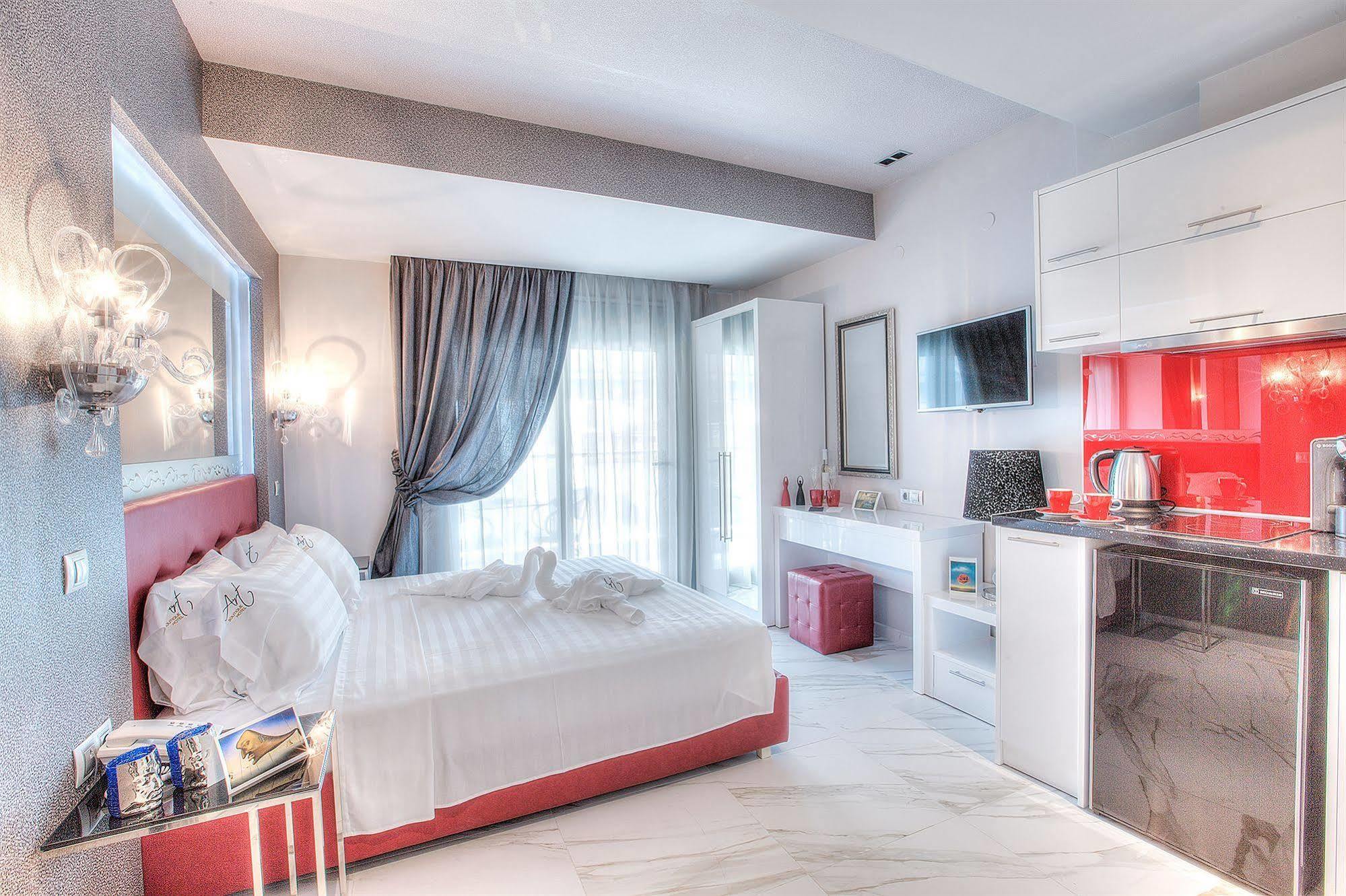 Art Boutique Suites Pefkochori Exterior foto